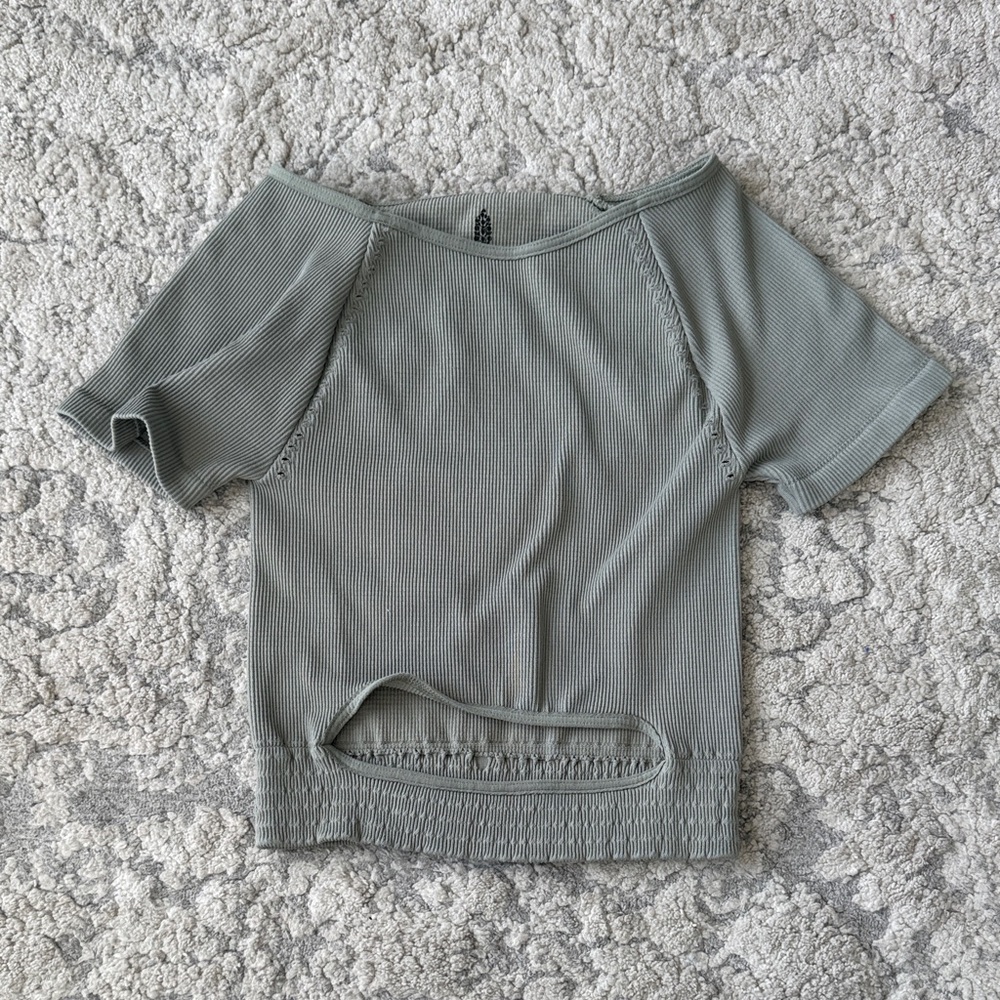 Chic Ribbed Crop Top